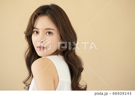 女性 女 女の子 66939143