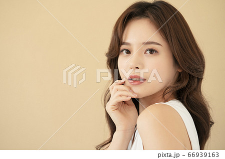 ビューティー 女性 女 66939163