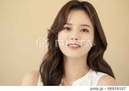 女性 女 女の子 66939167