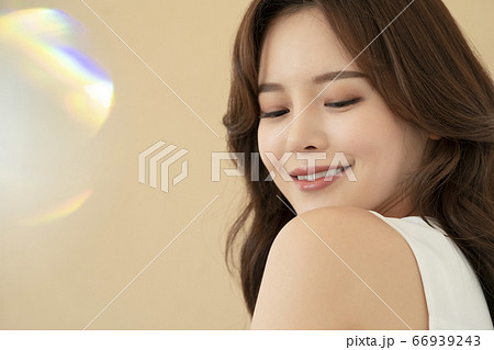 女性 女 女の子 66939243