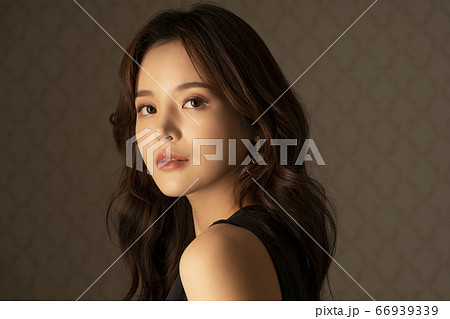 女性 女 女の子 66939339
