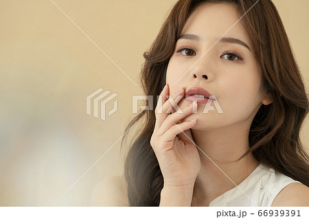 ビューティー 女性 女 66939391