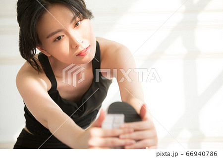 女性　スポーツ　ヘルシー 66940786
