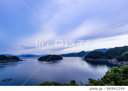 (京都府)伊根湾 夜明け (京都府)伊根湾 夜明け 66941294