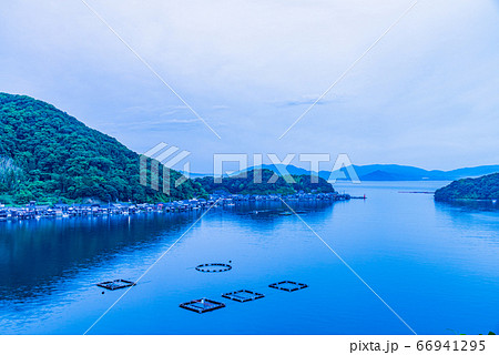 （京都府）伊根湾　夜明け 66941295