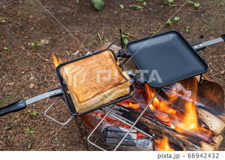 ホットサンドウィッチ Outdoor cuisine hot sandwich ホットサンドウィッチ Outdoor cuisine hot sandwich 66942432