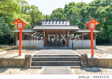 神武天皇社 福岡県遠賀郡芦屋町正門町14 神武天皇社 福岡県遠賀郡芦屋町正門町14 66944370
