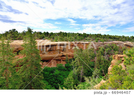 断崖絶壁に栄えて消えた岩窟住宅群メサ・ヴェルデ国立公園 断崖絶壁に栄えて消えた岩窟住宅群メサ・ヴェルデ国立公園 66946407