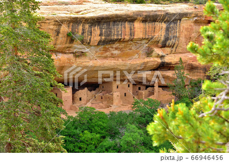 断崖絶壁に栄えて消えた岩窟住宅群メサ・ヴェルデ国立公園 66946456