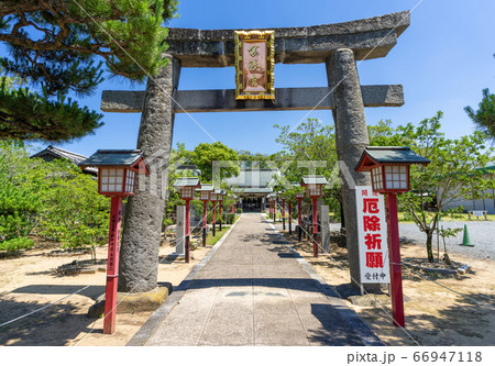 岡湊神社(おかのみなと) 福岡県遠賀郡芦屋町船頭町11-21 岡湊神社(おかのみなと) 福岡県遠賀郡芦屋町船頭町11-21 66947118