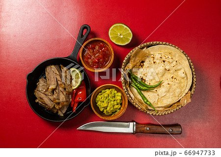 タコスセット 南米のグルメ Mexican food tacos タコスセット 南米のグルメ Mexican food tacos 66947733