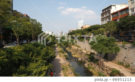ソウル 清渓川 夏 66951213