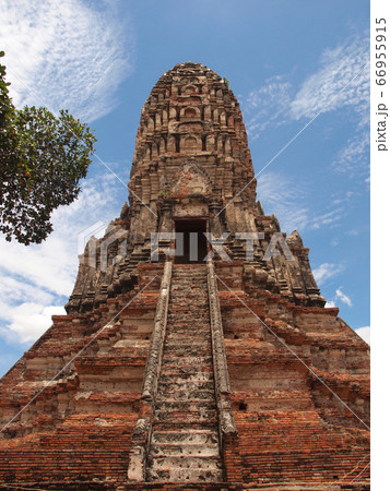 Pagoda at Wat Chaiwattanaram Temple, Ayutthaya, 66955915