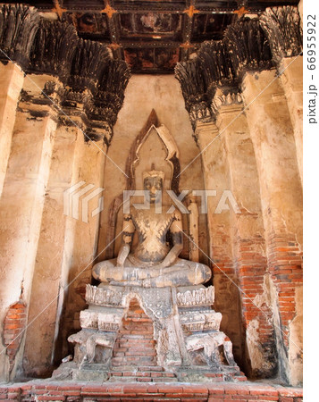 Old Buddha in Ayutthaya, Thailand Old Buddha in Ayutthaya, Thailand 66955922