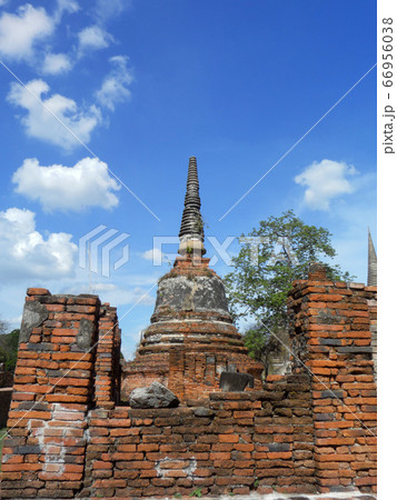 Pagoda at Wat Chaiwattanaram Temple, Ayutthaya, Pagoda at Wat Chaiwattanaram Temple, Ayutthaya, 66956038