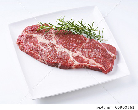 オージービーフ肩ロースステーキ肉 66960961