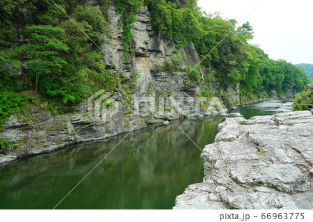 長瀞、岩畳、秩父、名所、埼玉、観光、岩、野外、緑、川、水、アウトドア、ライン下り、川下り、 66963775