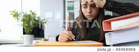 Woman preparing for meeting Woman preparing for meeting 66968968