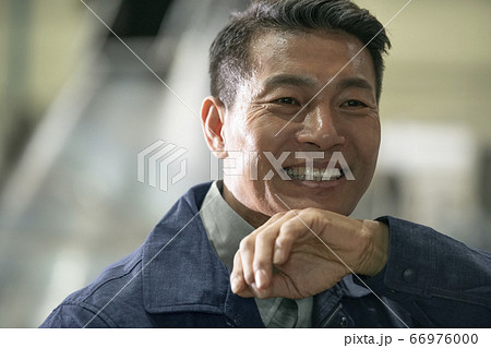 ビジネス 男 男性 66976000