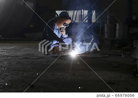 ビジネス 男 男性 66976006