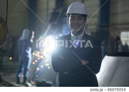 ビジネス 男 男性 66976058