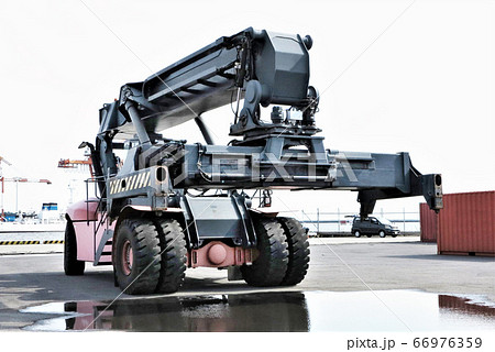 リーチスタッカー リーチスタッカー 66976359