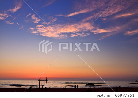 夕日が浦の夕焼け 66977551
