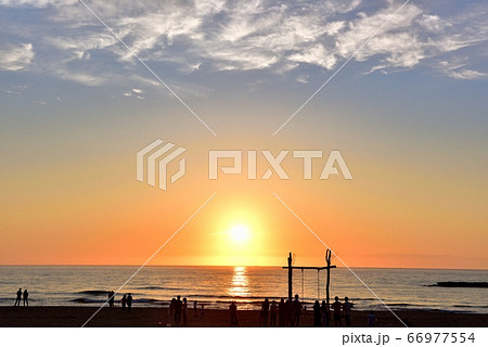 夕日が浦の夕焼け 66977554