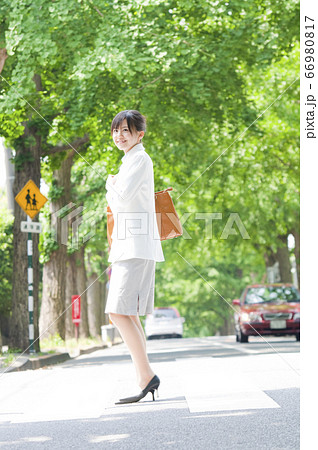 ビジネスウーマンポートレート ビジネスウーマンポートレート 66980817