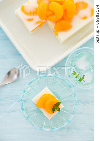 みかん缶の牛乳寒天 みかん缶の牛乳寒天 66982184