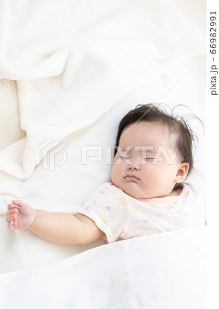 赤ちゃん お昼寝 赤ちゃん お昼寝 66982991