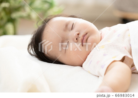 赤ちゃん お昼寝 赤ちゃん お昼寝 66983014