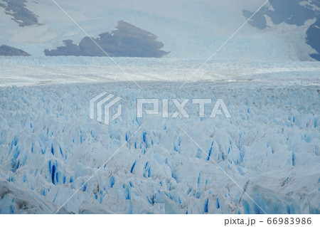 ペリトモレノ氷河 66983986
