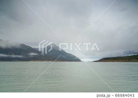 ペリトモレノ氷河 ペリトモレノ氷河 66984043