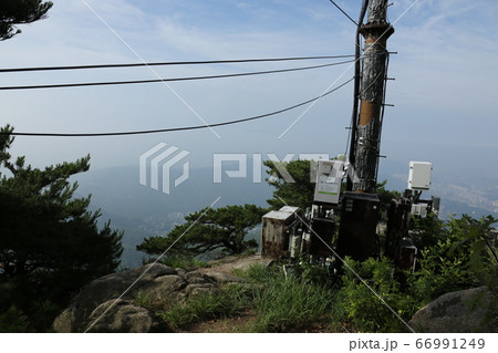 岩山 谷 トレイル 66991249