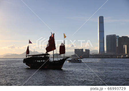19 June 2020 , the Junk boat in Hong Kong Victoria 19 June 2020 , the Junk boat in Hong Kong Victoria 66993729