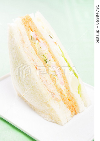 おいしいミックスサンドイッチ おいしいミックスサンドイッチ 66994791