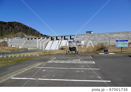 春の当別ダム 67001736