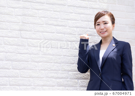 女性弁護士 女性弁護士 67004971