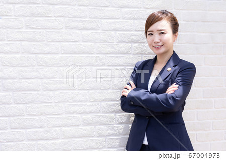 女性弁護士 女性弁護士 67004973