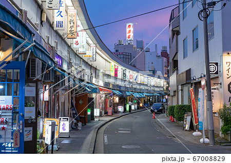 神奈川県横浜市野毛の都橋商店街 神奈川県横浜市野毛の都橋商店街 67008829