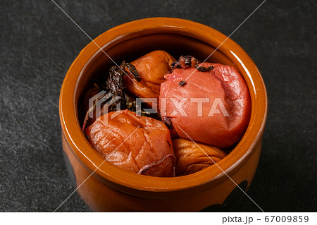 紀州梅干し　Pickled plum Japanese pickles 67009859
