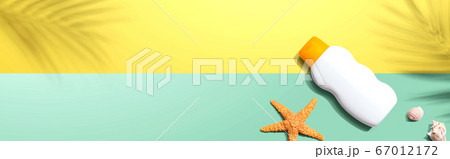 Sunblock bottle starfish and seashells Sunblock bottle starfish and seashells 67012172