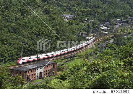 汽車道 電車 列車 67012995
