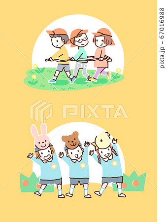 保育園児　幼稚園児の遊び　オレンジ背景 67016988