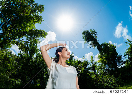 夏の健康イメージ 67027144