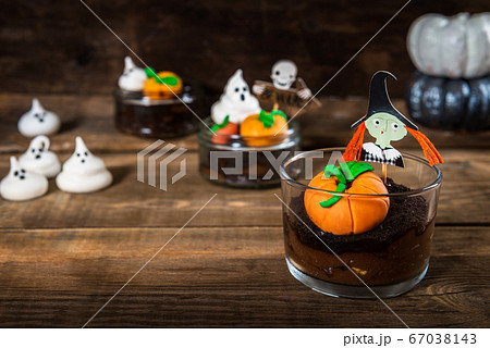 Chocolate Dirt Pudding for Halloween with Meringue Chocolate Dirt Pudding for Halloween with Meringue 67038143