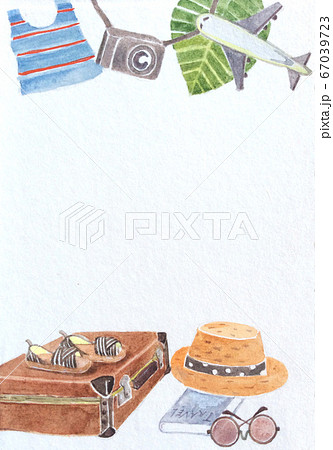 旅行に行くときに持っていくグッツを集めたおしゃれな手描きイラストのイラスト素材