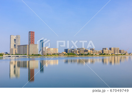 御島水域の朝風景（香椎海岸遊歩道　アイランドシティ）　【福岡市東区】 67049749