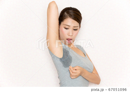 脇汗 脇汗 67051096